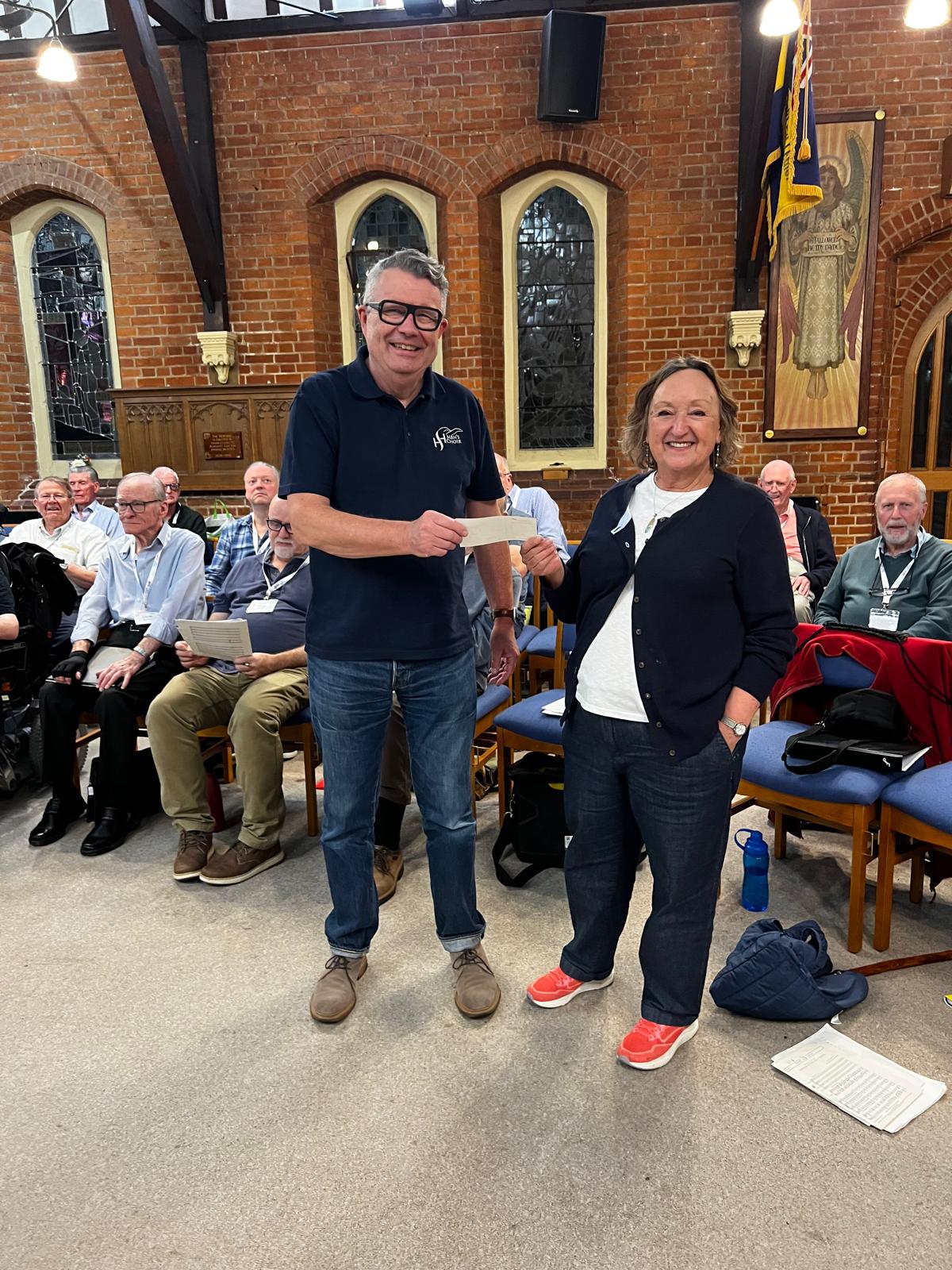 Choir Supports Young Musicians